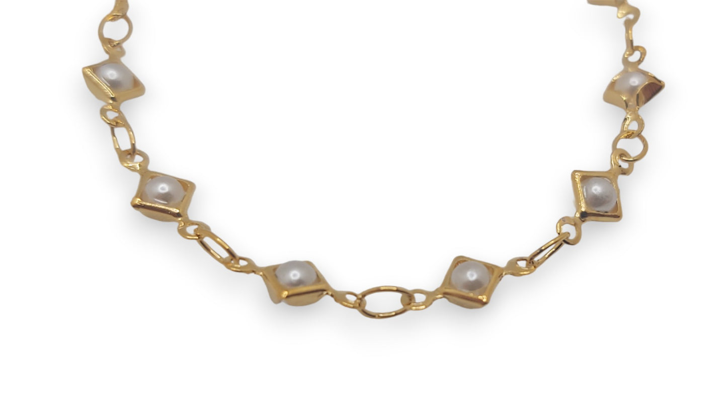 Gold Pearl EarLink Safety Chain