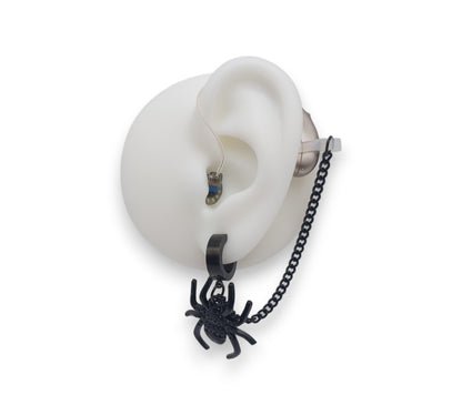 Schwarze Spinnenohrringe für Hörgeräte